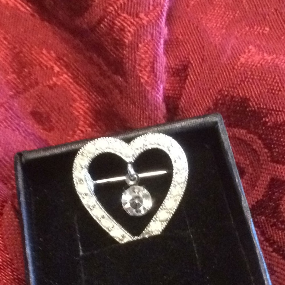 Pin - Picture 2 of 2